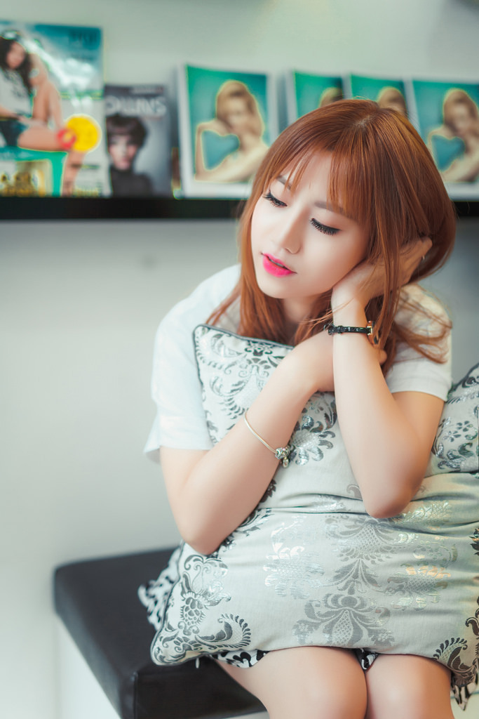 朋友的妻子